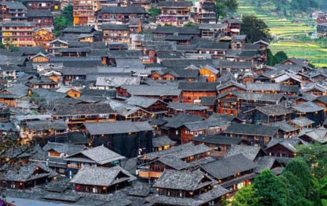 南京6种常见的外墙仿石漆施工工艺！